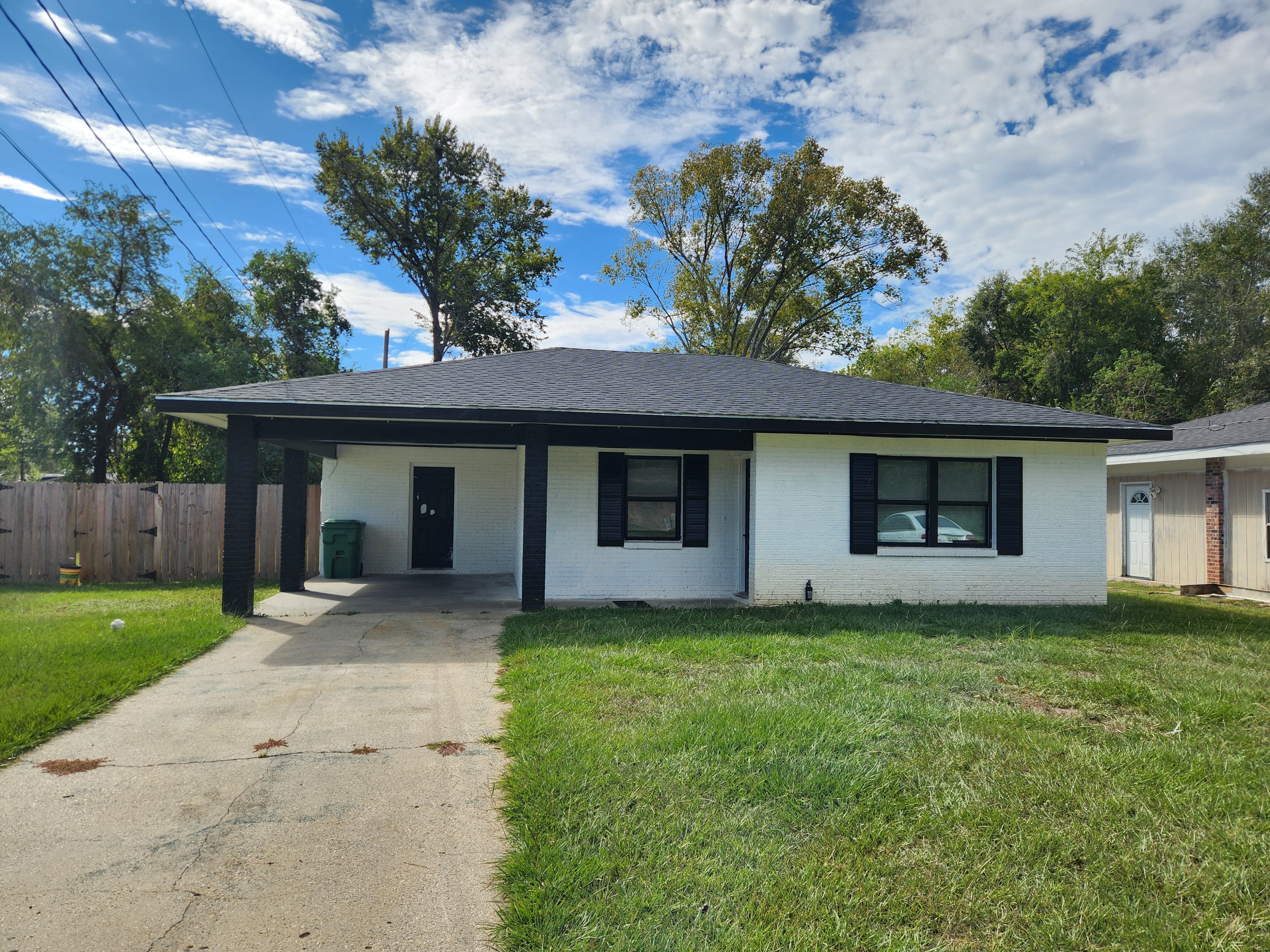 Rosa Street, 205
